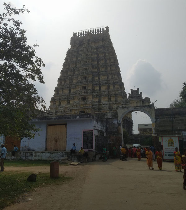 Thiru Ooragam Ulagalandha Perumal Temple