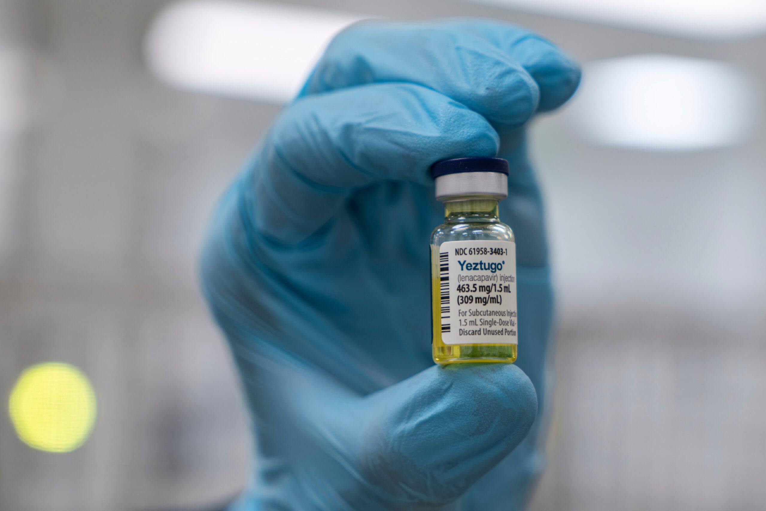 Revolutionary New Drug Offers 99.9% Protection Against HIV